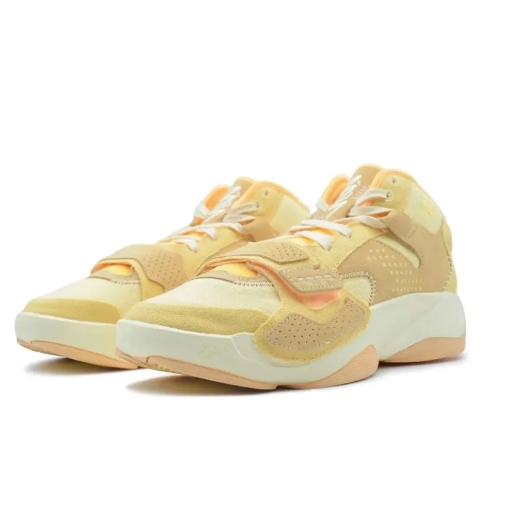 Nike Men's Air Jordan Zion 2 SE Full Moon Celestial Topaz Gold Sneakers, 10